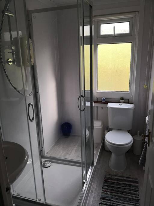 'Le Chalet Ii' Free Unlimited Wifi 2 Bed Chalet House Hodgeston Екстериор снимка